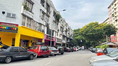 Shoplot Petaling Jaya, Corner Ground Floor, Taman Desaria