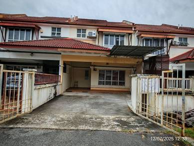[Gated Residence] 2-Sty Terrace, Taman Prima Tropika, Seri Kembangan