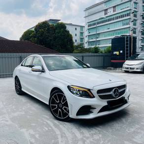 Mercedes Benz C300 2.0 AMG LINE (CKD) (A)