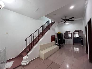 FREEHOLD 22x70 5Rooms 1.5 Storey Terrace House Pulau Gadong Klebang