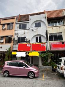 BELOW MARKET 400K !! FREEHOLD 3-Sty Shoplot @ SS15 Subang Jaya