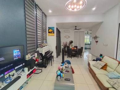 Fully Renovated & Furnished 2 Sty Zero Lot Bungalow Residensi Tropika