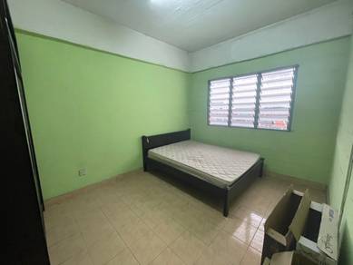Apartment Cempaka Bandar Baru Klang Partly Furnish
