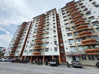 Teluk Kemang PD Perdana Resort 3 Bedroom unit for Rent