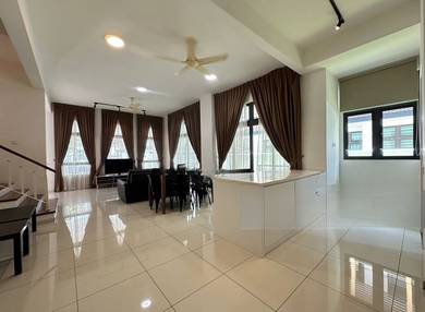 Eco Botanic Fully furnish @ 2-Storey Big Cluster House For Rental