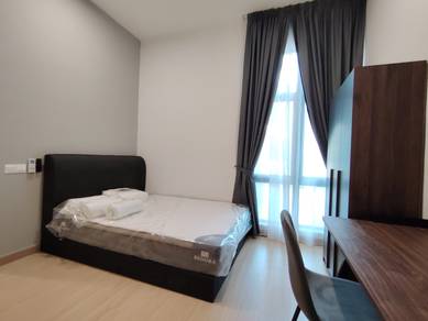 Junior Master Room own Bath @ Brezza One |near Hospital Ampang