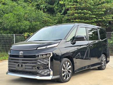 Toyota VOXY 2.0 S-Z (A) Side step