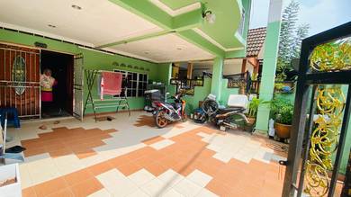 Depan surau Fully Renovated 2 Storey Taman Impian Langat Hulu Langat