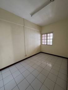 Villa Seri puteri cheras penthouse big sizes 2600 sqft