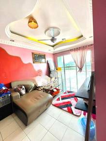 Renovated Unit Near MRT Staion Balcony Facing Highway