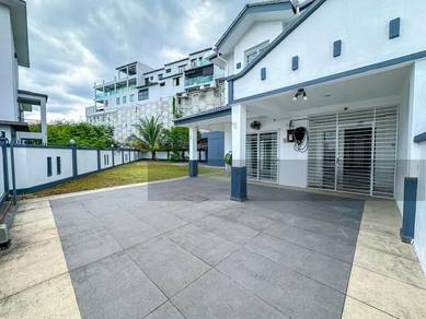 Corner Lot Below Market Value Very Spacious and Big Size Land