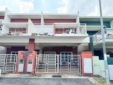 Huge & Spacious Unit Freehold Gated & Guarded