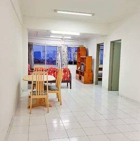Cheap 3 bed 2 bath unit for Family of 6
