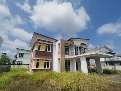 (VISTA KIRANA Bungalow House) Taman Ozana Residence Tiara Golf Resort