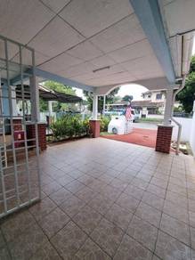 [Facing Open💥] 2 Storey @ Jalan Platinum, Seksyen 7, Shah Alam