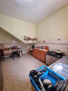 [Facing Open💥] 2 Storey @ Jalan Platinum, Seksyen 7, Shah Alam
