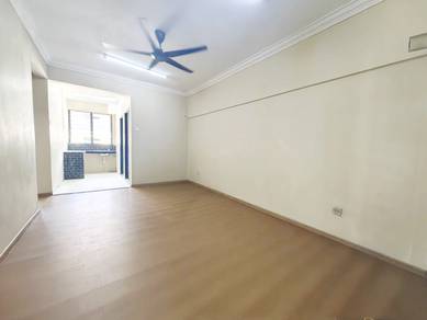 Flat Hijau, Taman Plentong Utama