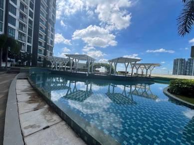Crescent Bay Suites AA Permas Jaya Full Loan Unblok View Full Furnish
