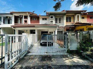 Good Condition Freehold Fully Extended