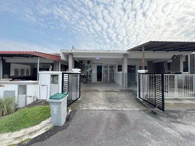 Freehold Easy Excess to Highway Flexible Booking