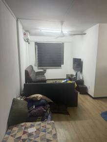 Sri Saujana Block C Macallum St 650sf 3-Bedrooms Renovated w/aircond