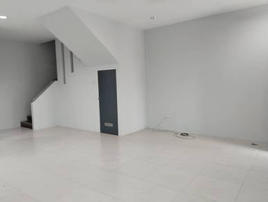 Uni garden samarahan Double storey terrace Intermediate house for Rent