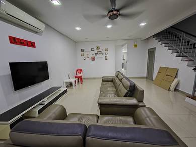 Cozy & Renovated Terrace 4BR 3Bath Rini Hills Skudai ready to move in