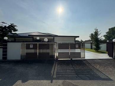 Port Dickson Batu 3 Pioneer Cove Bungalow House for Sale