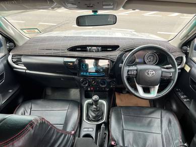 Toyota HILUX 2.4 G (M)