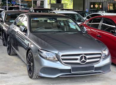 Mercedes Benz E250 2.0 AVANTGARDE (CKD) (A)