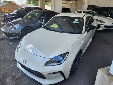 Toyota GR86 2.4 RZ (M) White 17inch
