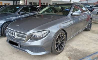 Mercedes Benz E250 2.0 EXCLUSIVE (CKD) (A)
