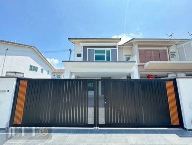 Jenjarom Jaromas Zinnia 2sty End Lot Renovated Extended