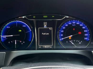 Toyota CAMRY 2.5 HYBRID FACELIFT (A)GUARANTEE