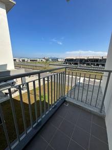 Kensho townhouse corner lower unit for Rent