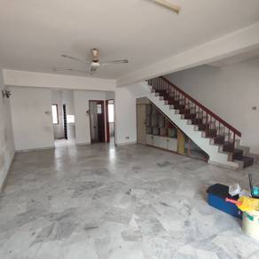 Below market Double storey taman mastiara jalan ipoh 20x70