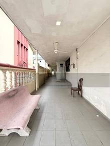 Rare Double Storey Terrace With 10ft Side Land @ Taman Pelangi