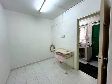 * dekat Taman ilham * Rumah Murah 2 Tingkat * nk Jual *
