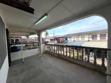 * dekat Taman ilham * Rumah Murah 2 Tingkat * nk Jual *