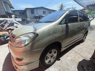 Toyota INNOVA 2.0 E (A)