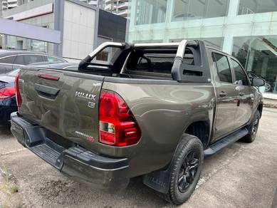 Toyota HILUX 2.4 E (A)