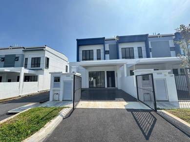 2-Storey Terrace End Lot Queensbury @ Mahkota Hills, Lenggeng