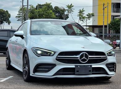 Mercedes Benz CLA35 AMG RECON FREE WARRANTY!!