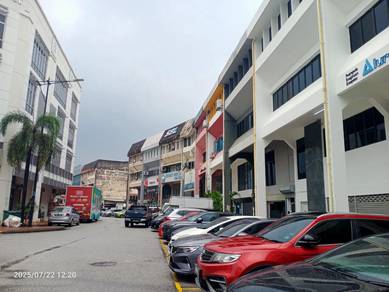 3.5sty shop Taman Mayang ss25 reno Freehold near Damansara LDP highway