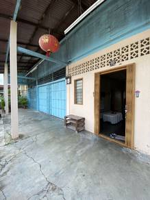 Kampung Poh Chee Leng, Skudai / Single Storey House