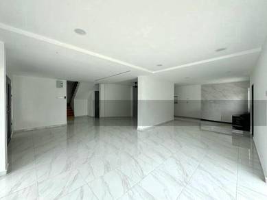 Kampung Mahmoddiah JB Town Fully Renovated 2-Storey Semi-D