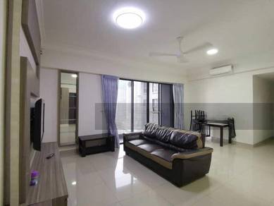 V @ Summer Place Seaview Condo 3 plus 1 Room Tenanted rm3900 Near ciq