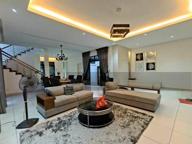 Renovated 3-Storey Semi-D @ Desa Tebrau Precinct 12