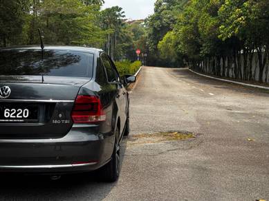 Volkswagen VENTO 1.2 HIGHLINE (A) FULL LOAN