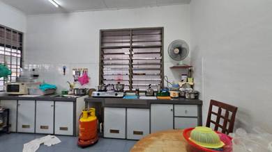 Single storey semi detached house for sale at Farlim
